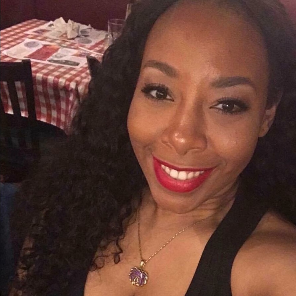Meet your Posher, Tiffany
